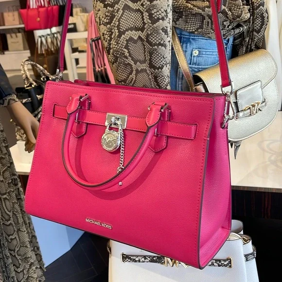 MICHAEL KORS HAMILTON MEDIUM SATCHEL
COLOR: Electric Pink
NWT - Picture 7 of 16